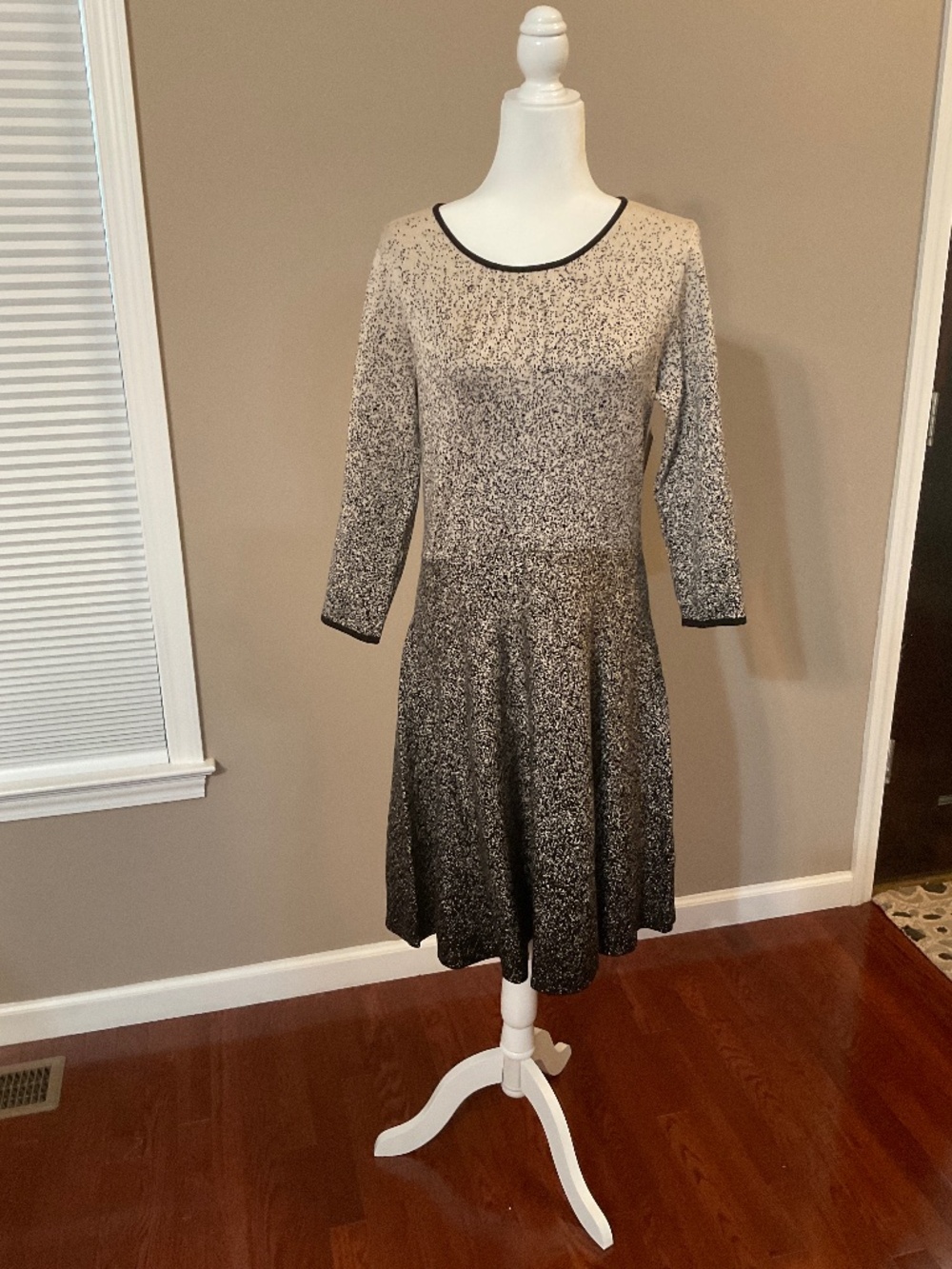 Danny and Nicole Sweater Dress Sz Large - New with Tags